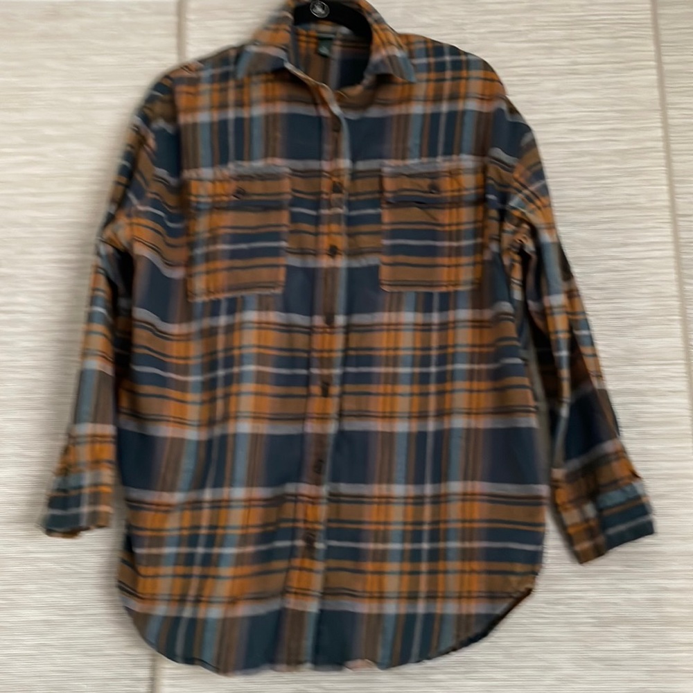 Plaid long sleeve shirt